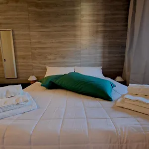 https://cambria-rooms-apartments.catania-hotels.net